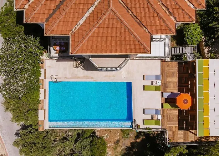 Guenbatimi Villa